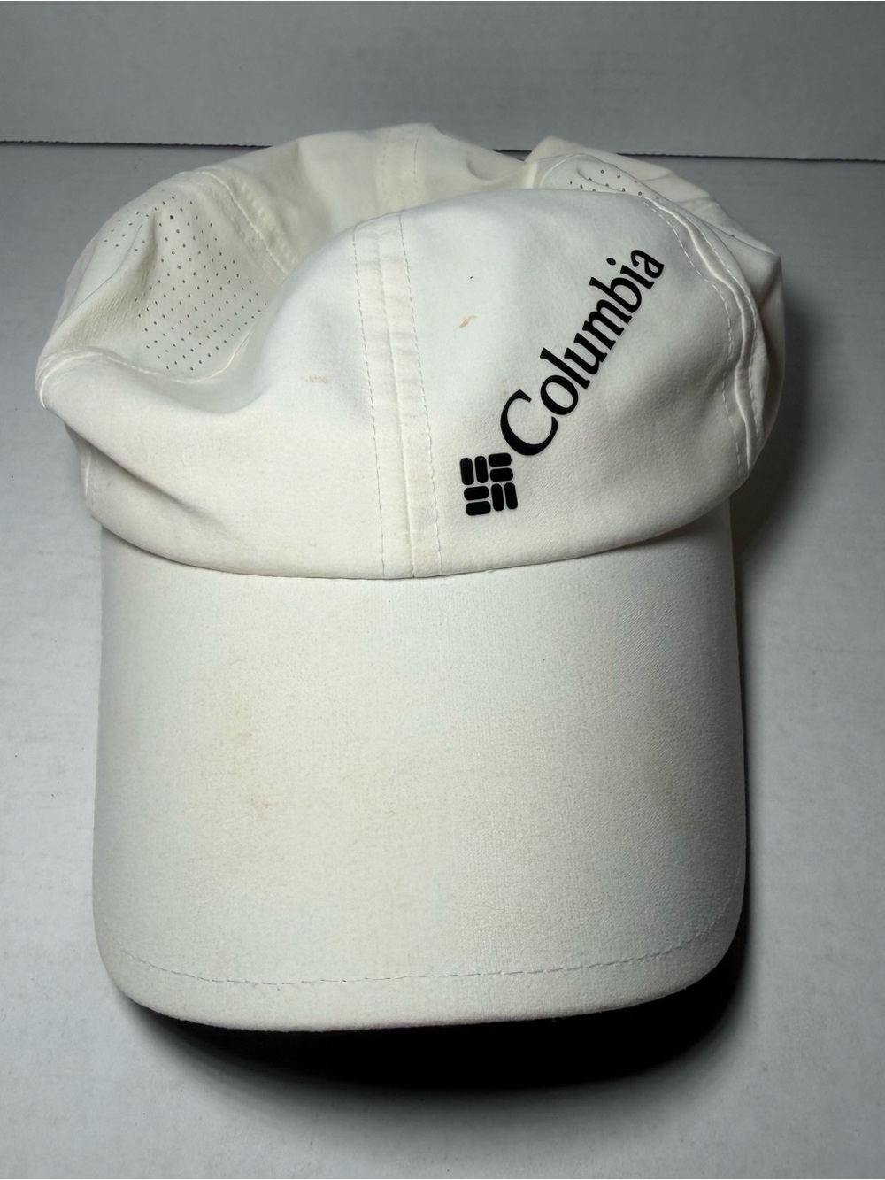 Columbia Baseball Cap Beige One Size Strapback Omni-Shade Perforated Sport Hat